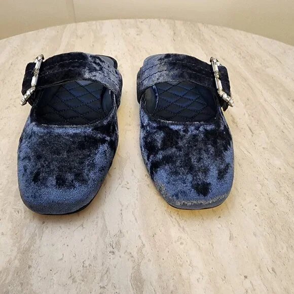 BCBGeneration Womens Hope Squ Naval Blue Velvet from Macy’s - c019 - Picture 1 of 9